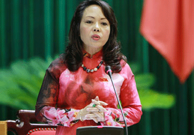 Bộ trưởng Bộ Y tế Nguyễn Thị Kim Tiến kêu gọi mọi người không đưa phong bì cho bác sỹ