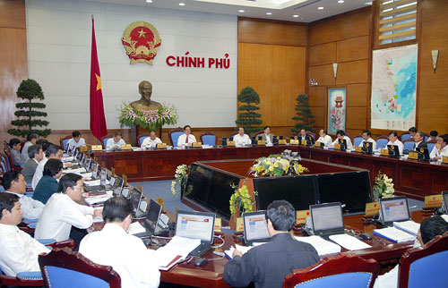 Chính phủ họp Phiên thường kỳ tháng 4/2013