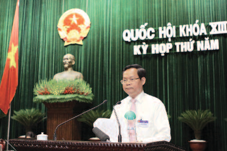 Đồng chí Huỳnh Phong Tranh phát biểu tại Kỳ họp thứ năm, Quốc hội khóa XIII Ủy viên Trung ương Đảng, Ủy viên Ban Chỉ đạo TW về PCTN, Tổng Thanh tra Chính phủ 