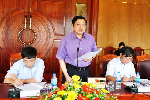Đồng chí Phan Đình Trạc, Ủy viên Trung ương Đảng, Phó trưởng Ban Nội chính Trung ương phát biểu tại buổi làm việc