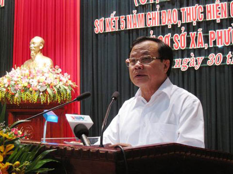 Đồng chí Phạm Quang Nghị, Ủy viên Bộ Chính trị, Bí thư Thành ủy Hà Nội phát biểu tại Hội nghị