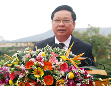 Đồng chí Bùi Văn Tỉnh, Chủ tịch UBND tỉnh Hòa Bình
