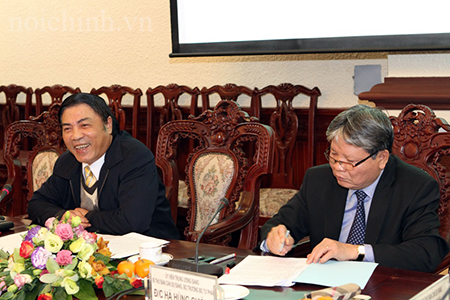 Đồng chí Nguyễn Bá Thanh, Trưởng Ban Nội chính Trung ương và đồng chí Hà Hùng Cường, Bộ trưởng Bộ Tư pháp đồng chủ trì buổi làm việc