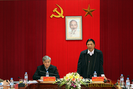 Đồng chí Nguyễn Bá Thanh, Ủy viên Trung ương Đảng, Phó trưởng Ban Thường trực Ban Chỉ đạo Trung ương về phòng, chống tham nhũng, Trưởng Ban Nội chính Trung ương phát biểu tại buổi làm việc