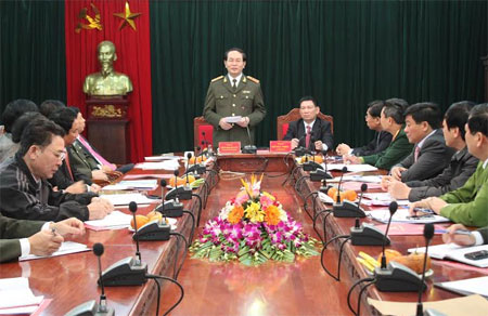 Bộ trưởng Bộ Công an Trần Đại Quang làm việc với Thường trực tỉnh ủy Nghệ An về công tác đảm bảo an ninh quốc phòng
