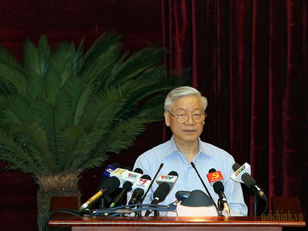 Đồng chí Tổng Bí thư Nguyễn Phú Trọng, Trưởng ban Chỉ đạo Trung ương về phòng, chống tham nhũng phát biểu kết luận Hội nghị