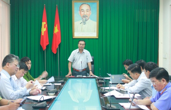 Đồng chí Êban Y Phu, Phó Bí thư Tỉnh ủy phát biểu tại Hội nghị