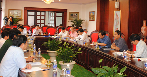Thường trực Tỉnh ủy Đắk Nông làm việc với Tiểu ban nội dung Đại hội Đảng bộ tỉnh lần thứ XI, nhiệm kỳ 2015 - 2020 