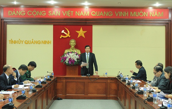 Đồng chí Nguyễn Đức Long, Phó Bí thư Tỉnh ủy phát biểu kết luận cuộc họp