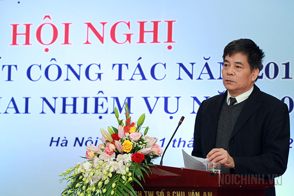 Đồng chí Vũ Khánh Dũng, Vụ trưởng Vụ Nội chính (Vụ 4) tham luận tại Hội nghị