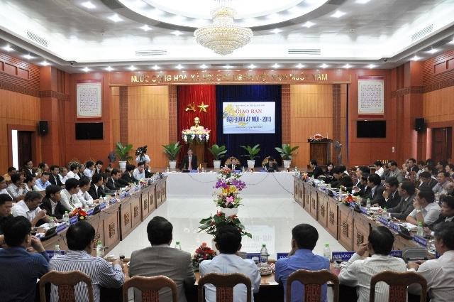 Hội nghị giao ban triển khai nhiệm vụ năm 2015 của UBND tỉnh Quảng Nam