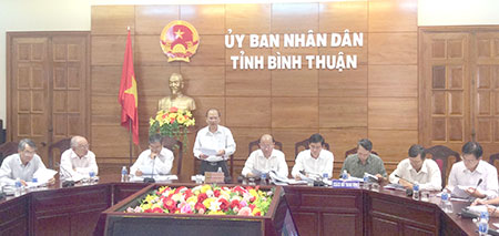 Các đại biểu dự Hội nghị trực tuyến với các địa phương tổng kết công tác phòng, chống tham nhũng năm 2014 tỉnh Bình Thuận