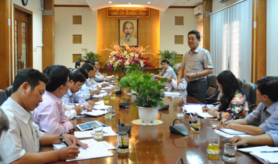 Hội nghị giao ban Thường trực Tỉnh ủy Khánh Hòa với các huyện ủy, thị ủy, thành ủy quý I năm 2015