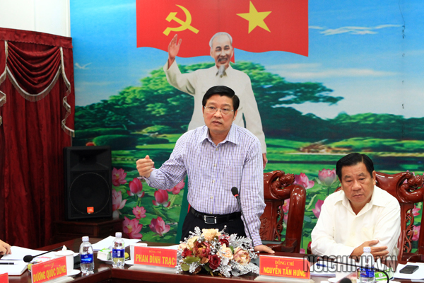 Đồng chí Phan Đình Trạc, Ủy viên Trung ương Đảng, Phó trưởng Ban thường trực Ban Nội chính Trung ương phát biểu tại buổi làm việc