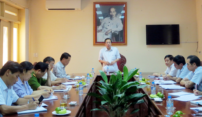 Đồng chí Hoàng Đăng Quang, Phó Bí thư Thường trực Tỉnh ủy Quảng Bình làm việc với Thanh tra tỉnh và các ngành liên quan về giải quyết khiếu nại, tố cáo 