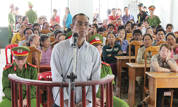 Một phiên tòa xét xử Lưu động của Tòa án nhân dân tỉnh Gia Lai