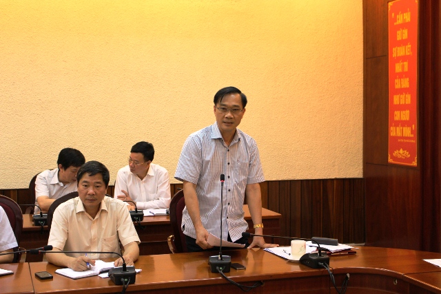 Đồng chí Vũ Hồng Thanh, Phó Bí thư Tỉnh ủy phát biểu tại cuộc họp về công tác Cải cách Tư pháp