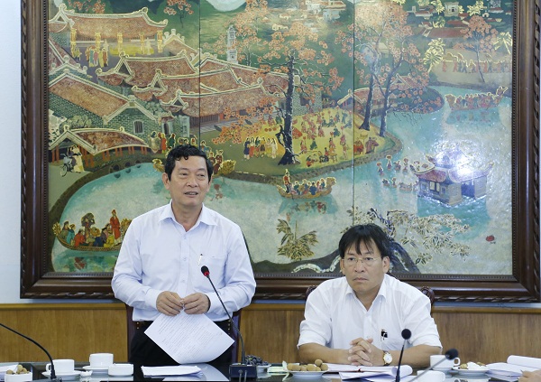 Đồng chí Huỳnh Vĩnh Ái, Ủy viên Ban cán sự đảng, Thứ trưởng Bộ Văn hóa, Thể thao và Du lịch phát biểu tại buổi làm việc