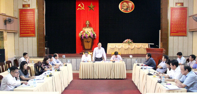 Đoàn công tác của Ban Chỉ đạo Trung ương về tổng kết Nghị quyết số 48-NQ/TW của Bộ Chính trị về chiến lược xây dựng và hoàn thiện hệ thống pháp luật Việt Nam đến năm 2010, định hướng đến năm 2020 làm việc với Tỉnh uỷ Quảng Bình