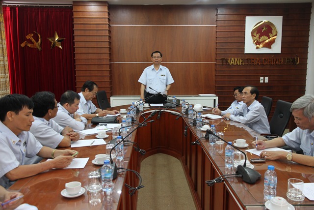 Tổng Thanh tra Chính phủ Huỳnh Phong Tranh có buổi làm việc với lãnh đạo Cục Giải quyết khiếu nại, tố cáo và thanh tra khu vực III (Cục III) Thanh tra Chính phủ (Ảnh: thanhtra.gov.vn)