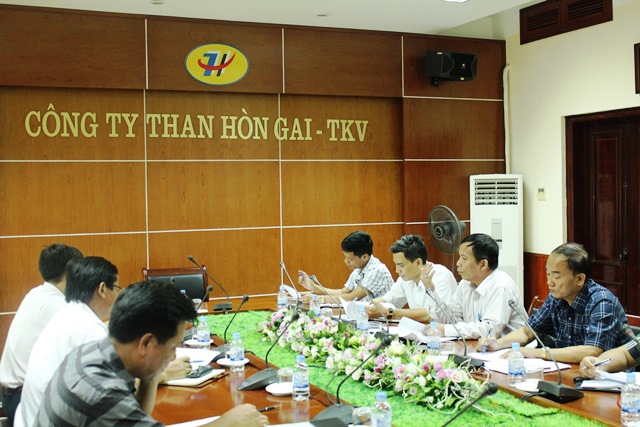 Ban Nội chính Tỉnh ủy làm việc với Công ty Than Hòn Gai về công tác quản lý, khai thác, kinh doanh than trên địa bàn