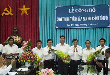 Lễ công bố quyết định thành lập Ban Nội chính Tỉnh ủy Bến Tre năm 2013