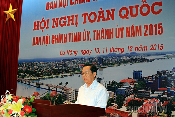Đồng chí Nguyễn Hoàng Thông, Phó trưởng Ban Nội chính Tỉnh ủy Kiên Giang phát biểu tại Hội nghị toàn quốc Ban Nội chính tỉnh ủy, thành ủy năm 2015