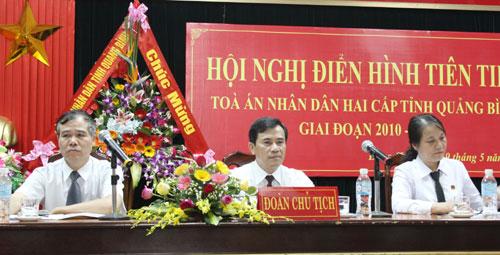 Hội nghị điển hình tiên tiến Tòa án nhân dân hai cấp tỉnh Quảng Bình