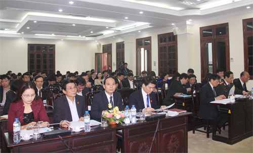 Các đại biểu dự Hội nghị Tổng kết công tác nội chính và phòng chống tham nhũng năm 2015 tỉnh Hà Nam