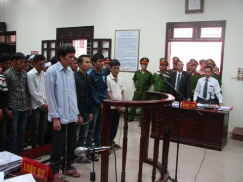 Các bị cáo trong một phiên tòa của Tòa án nhân dân tỉnh Thanh Hóa