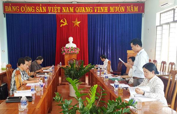 Đoàn Giám sát làm việc với Ban Thường vụ Huyện ủy Đắk Hà