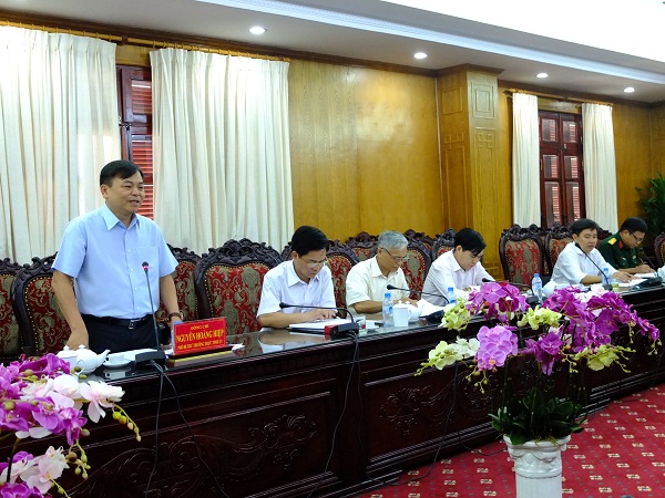 Đồng chí Nguyễn Hoàng Hiệp, Phó Bí thư Thường trực Tỉnh ủy Bắc Kạn phát biểu tại buổi làm việc