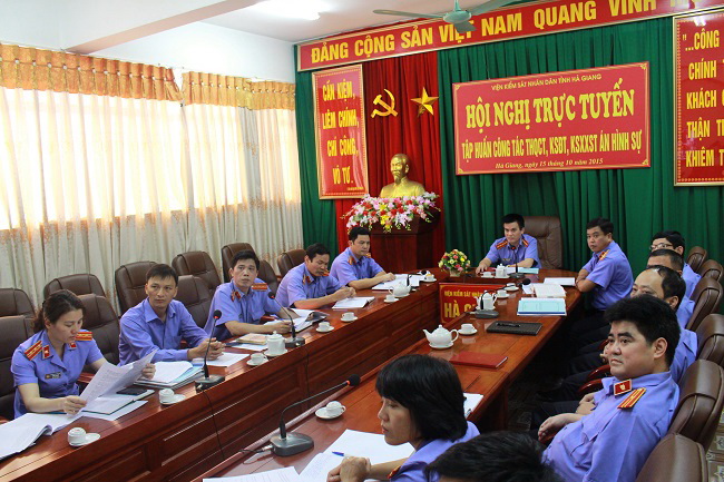Một Hội nghị trực tuyến tập huấn công tác hình sự với 11 điểm cầu cấp huyện, thành phố của Viện kiểm sát nhân dân tỉnh Hà Giang 