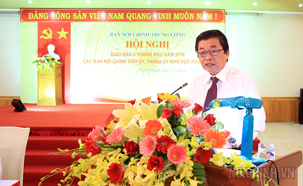 Đồng chí Lưu Xuân Vĩnh, Phó Bí thư Tỉnh ủy, Chủ tịch Ủy ban nhân dân tỉnh Ninh Thuận phát biểu