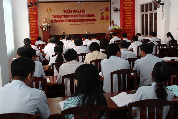 Thanh tra tỉnh Kiên Giang tổ chức Hội nghị tập huấn thanh tra chuyên đề về bảo hiểm y tế và phòng, chống tham nhũng