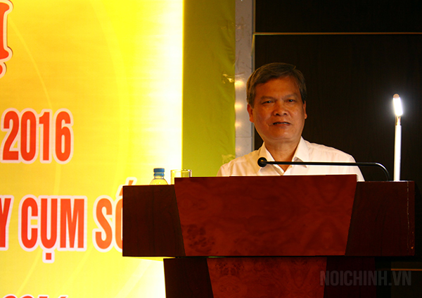 Đồng chí Nguyễn Văn Thông, Phó trưởng Ban Nội chính Trung ương phát biểu kết luận Hội nghị