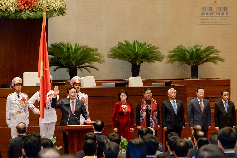 Chánh án Tòa án nhân dân tối cao Nguyễn Hòa Bình tuyên thệ nhậm chức  