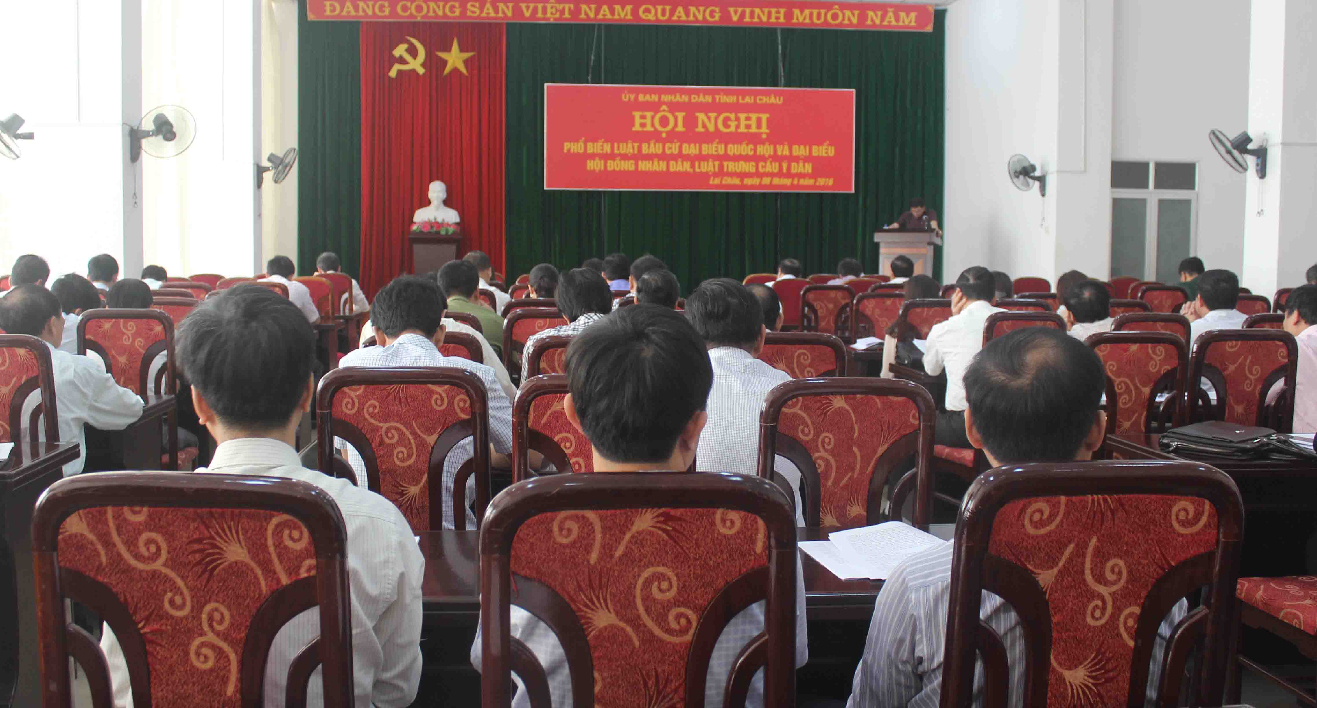 Tỉnh Lai Châu tổ chức Hội nghị phổ biến Luật bầu cử đại biểu Quốc hội và đại biểu HĐND, Luật trưng cầu ý dân 
