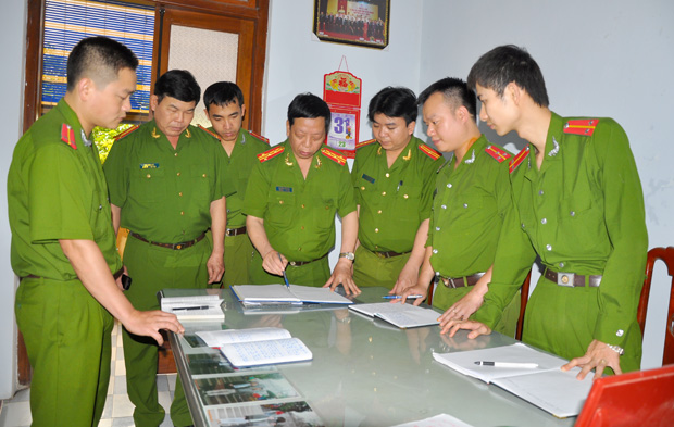 Lãnh đạo và cán bộ chiến sỹ Phòng Cảnh sát hình sự, Công an tỉnh Tuyên Quang triển khai kế hoạch phá án