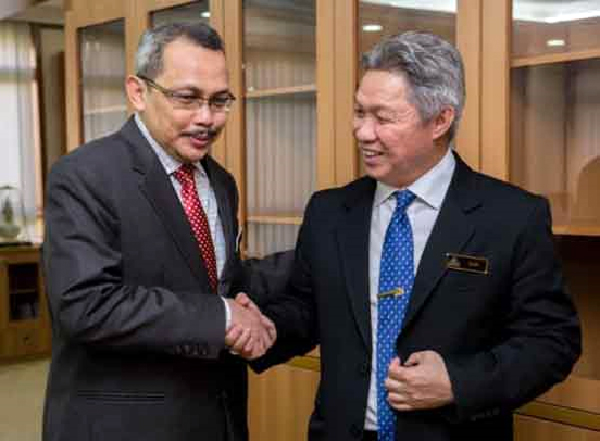 Lãnh đạo MACC và IRB thỏa thuận hợp tác trong chống tham nhũng và lạm dụng quyền lực (Ảnh: Malay Mail Online)