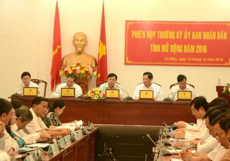 Một phiên họp của Ủy ban nhân dân tỉnh Cà Mau