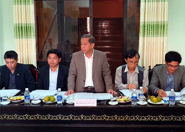 Đoàn Đại biểu Quốc hội tỉnh Thừa Thiên Huế giám sát “Công tác xét xử, giải quyết các vụ án quá hạn; án tồn đọng, kéo dài trên địa bàn tỉnh” năm 2016
