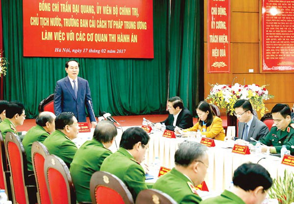 Chủ tịch nước Trần Đại Quang, Trưởng Ban Chỉ đạo cải cách tư pháp Trung ương làm việc với các cơ quan thi hành án thuộc các Bộ: Công an, Quốc phòng, Tư pháp