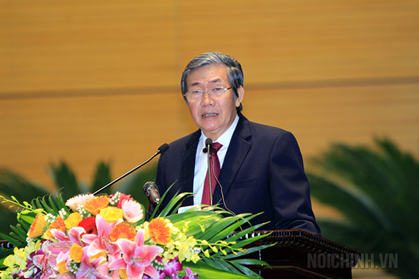 Đồng chí Đinh Thế Huynh, Ủy viên Bộ Chính trị, Thường trực Ban Bí thư phát biểu chỉ đạo Hội nghị