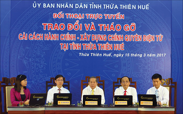 UBND tỉnh Thừa Thiên Huế đối thoại trực tuyến cải cách hành chính và xây dựng chính quyền điện tử