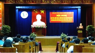 Tổng Công ty Giấy Việt Nam tổ chức Hội nghị học tập, quán triệt và triển khai thực hiện Nghị quyết Trung ương 4, khóa XII cho các cán bộ, đảng viên (tháng 01-2017)