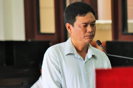 Bị cáo Nguyễn Tuyến Dũng tại phiên tòa