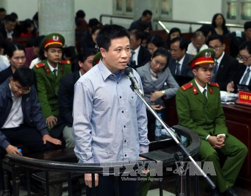 Xét xử sơ thẩm bị cáo Hà Văn Thắm (nguyên Chủ tịch Hội đồng quản trị Ngân hàng Thương mại cổ phần Đại Dương - Oceanbank) cùng 47 bị cáo ngày 3-3-2017