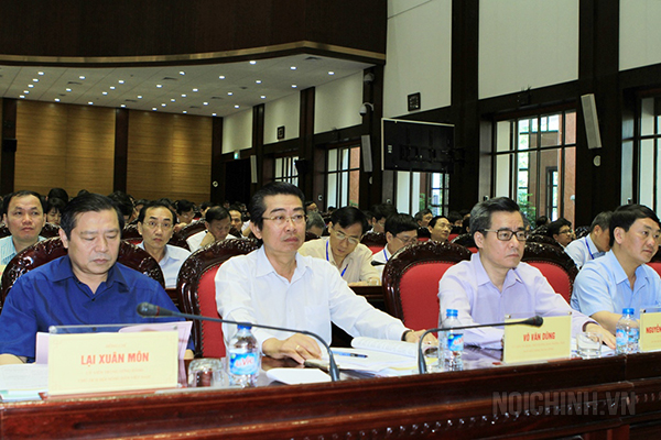 Các đại biểu dự Hội nghị tại đầu cầu Hà Nội