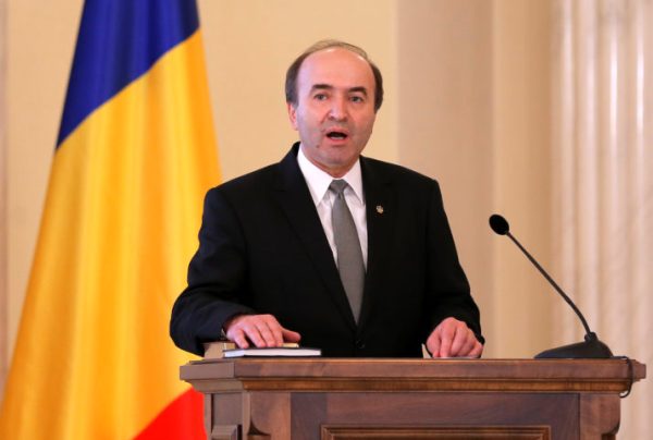 Bộ trưởng Tư pháp Romania Tudorel Toader. Ảnh: EPA